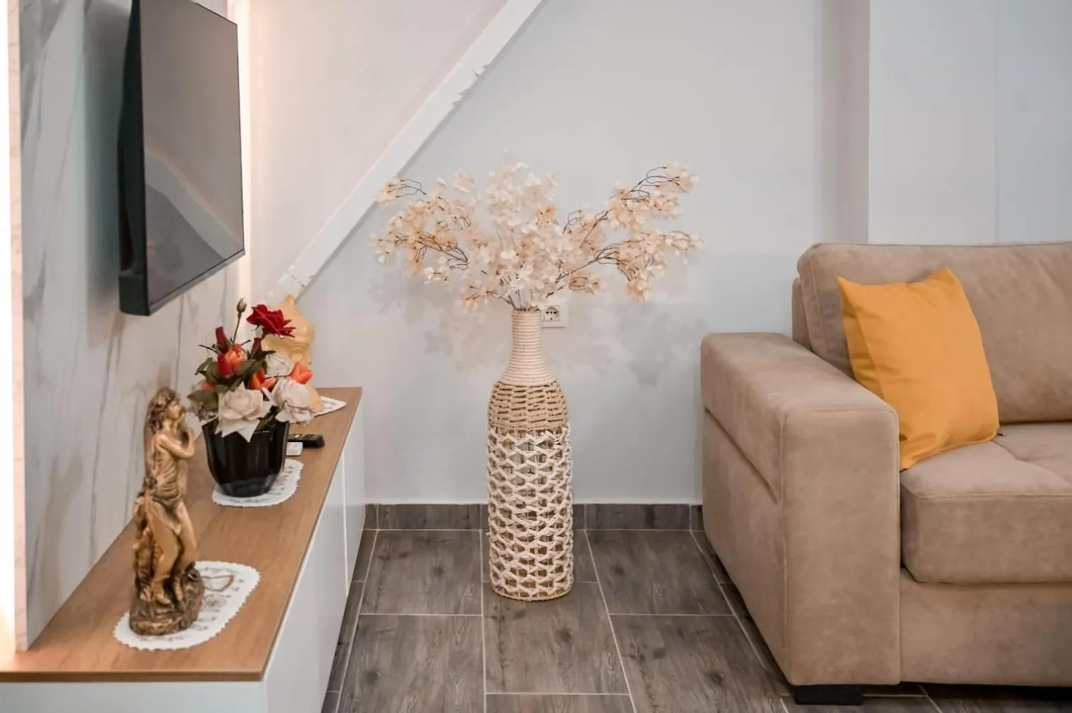 Egje Apartment Гирокастра 0*,  Албания