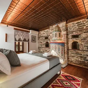 Dam Stone Boutique Gjirokastër