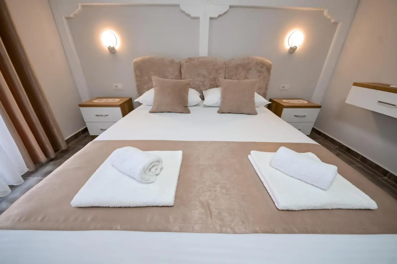 Egje Apartment Gjirokaster Albania