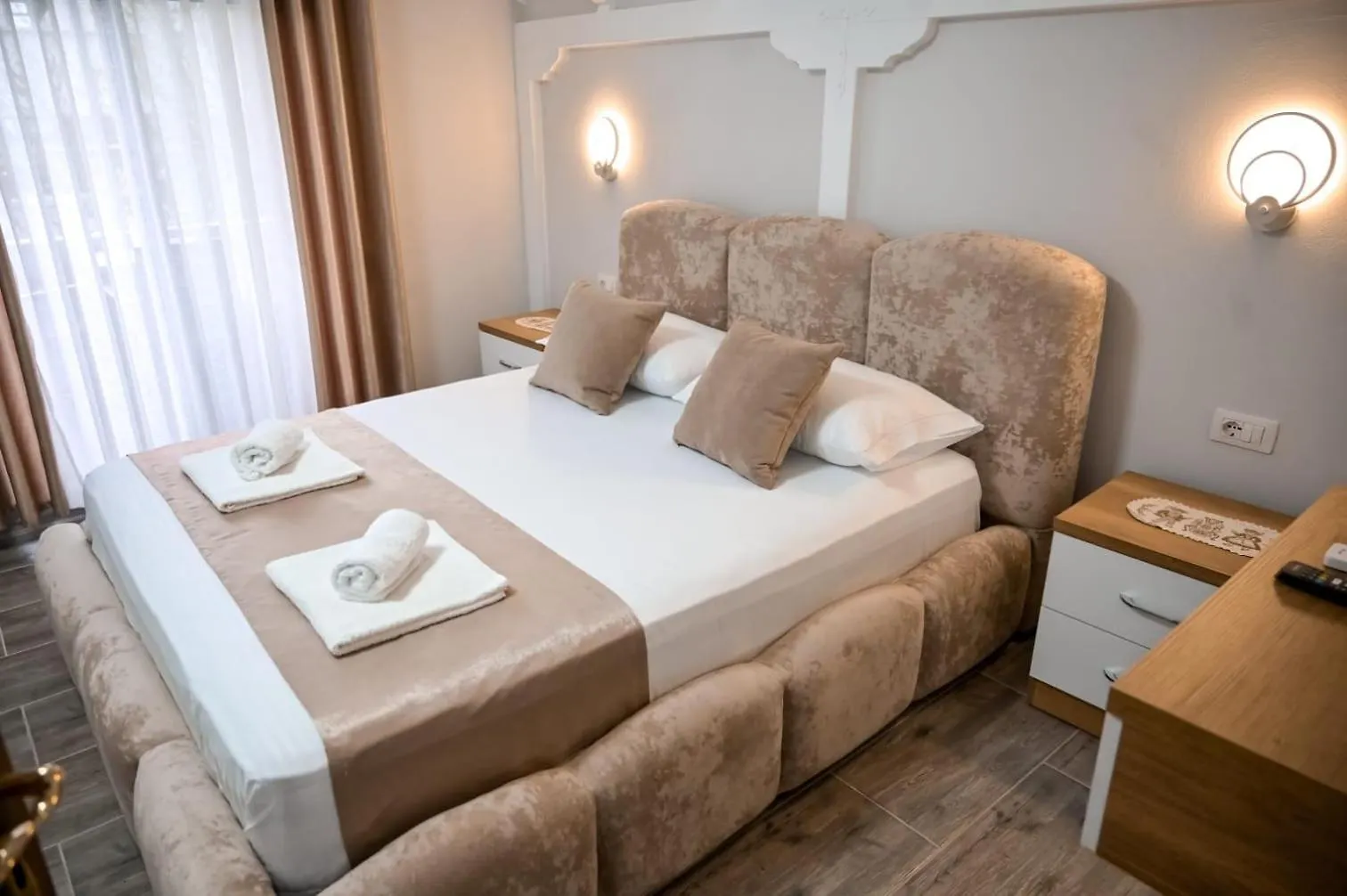 Egje Apartment Gjirokaster Albania